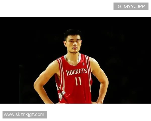 姚明首次尝试唱歌引发热议网友纷纷点赞他的音乐才华与篮球传奇结合