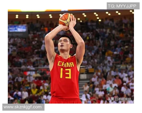 球场上挑衅姚明的背后故事与篮球精神的碰撞解析