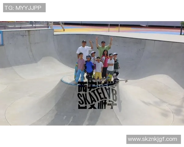 西安滑板队技术解析:从基础到高阶的滑板艺术与技巧探索 西安滑板队技术解析:从基础到高阶的滑板艺术与技巧探索